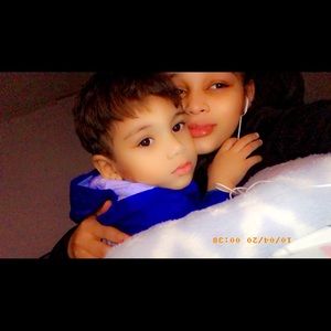 Meet your Posher, Elizabeth